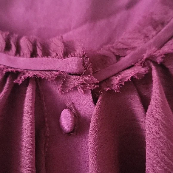 Alice+ Olivia Elisa Bitten Berry High-Neck Ruffle Blouse 100% Silk - Picture 6 of 7